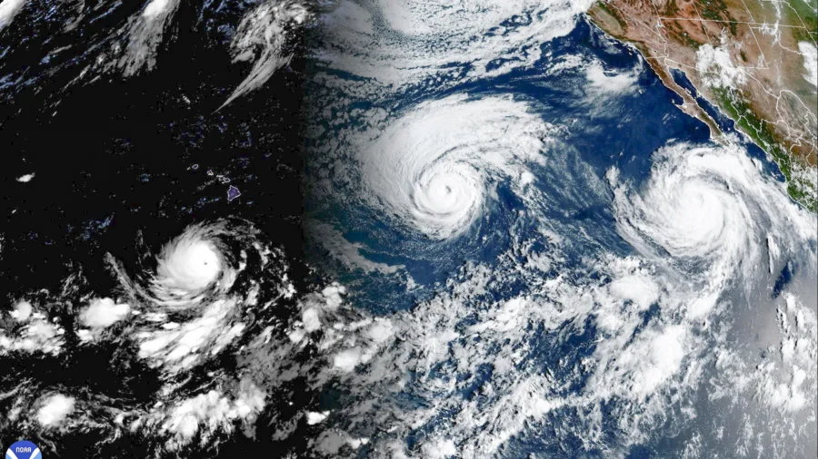 Hawaii Governor Declares State of Emergency, Mobilizes Resources for Tropical Cyclones