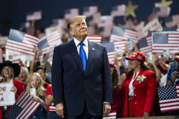 After Dallas, Is Trump’s 'Pretend I’m on the Ticket' Pitch a Winner for the GOP Midterms? Pollster Weighs In