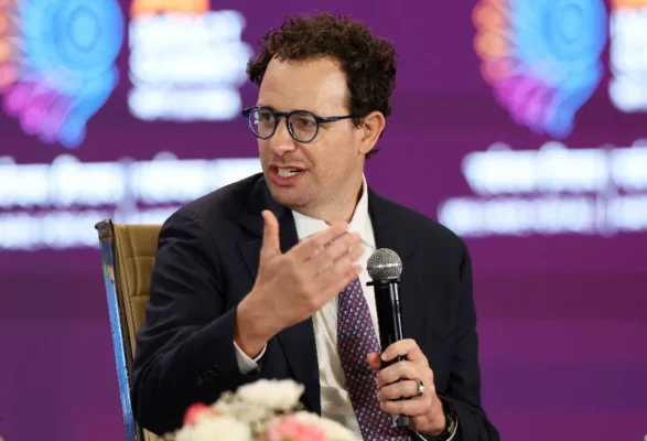 Anthropic CEO Calls for Slowdown in AI Development