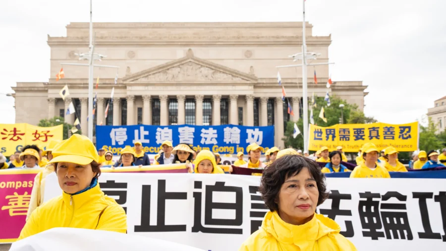 Falun Gong Practitioners Protest Xi’s Washington Visit, Urge Trump to Press China on Human Rights