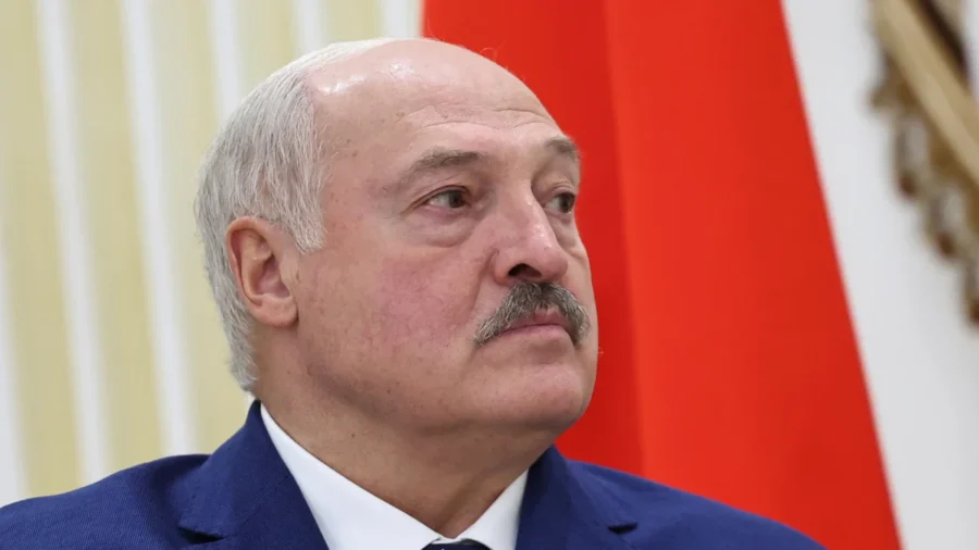 Lukashenko Frees 15 More Prisoners Following Round of US-Belarusian Talks