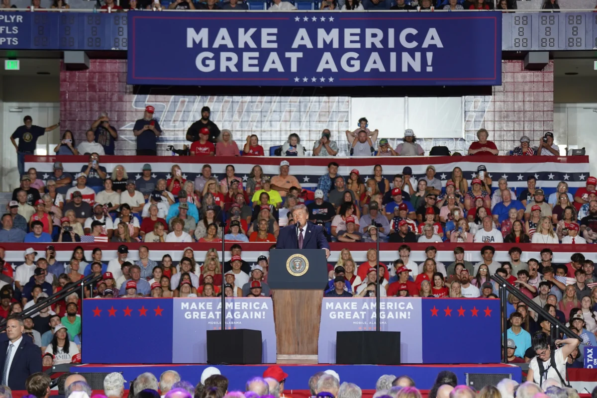 President Donald Trump speaks during a rally at the University of South Alabama's Mitchell Center on Oct. 2, 2026. (Travis Gillmore/The Epoch Times)