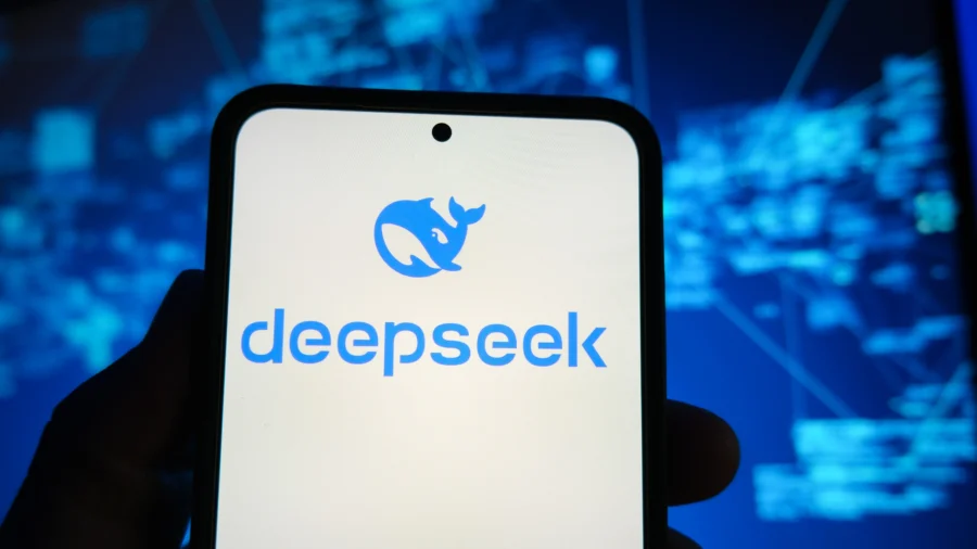 US Orders DeepSeek Removed From Federal Government Systems