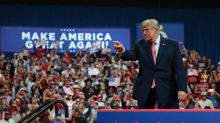 Trump Unveils $8 Billion Harvest Fuel Relief Program to Support Farmers