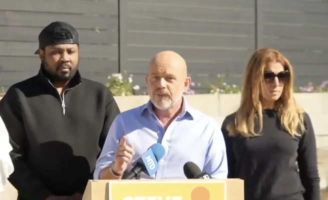 California Gubernatorial Candidate Steve Hilton Meets With Eaton Fire Survivors to Discuss Recovery