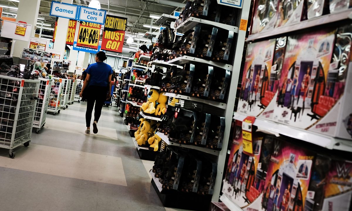 People shop at a Toys R Us store in Brooklyn in New York City on June 8, 2018. (Spencer Platt/Getty Images)