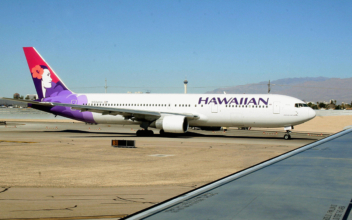 Turbulence Slammed Hawaiian Airlines Flight Because of Decision to Fly Over Storm Cell, Report Says