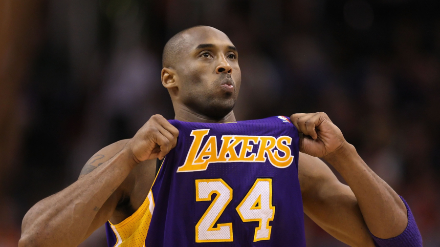 Kobe Bryant Posthumously Inducted Into Hall of Fame