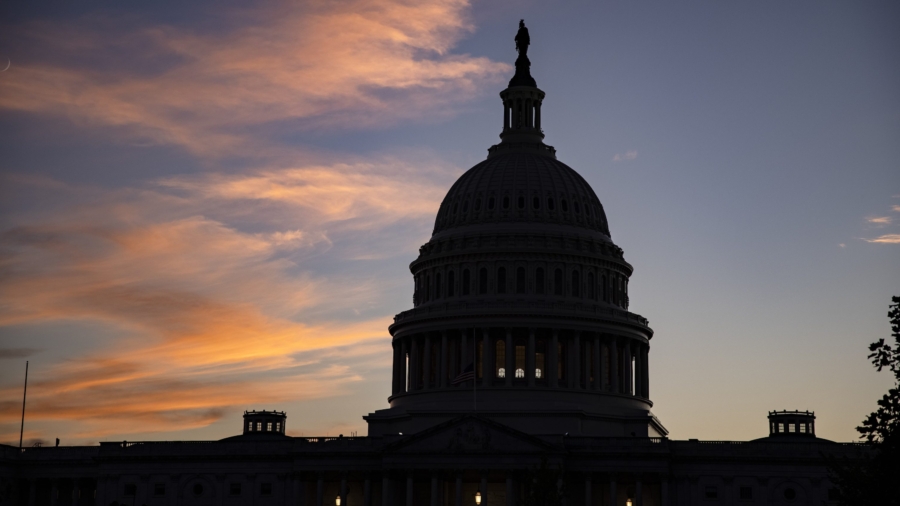 Senate Advances Stopgap Bill to Avert Government Shutdown