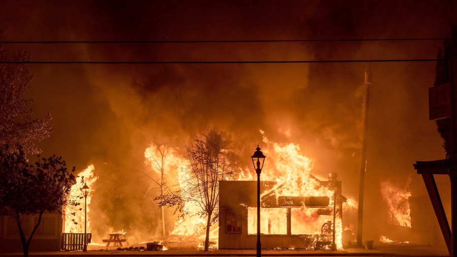 Wildfires Rage in Oregon and Washington