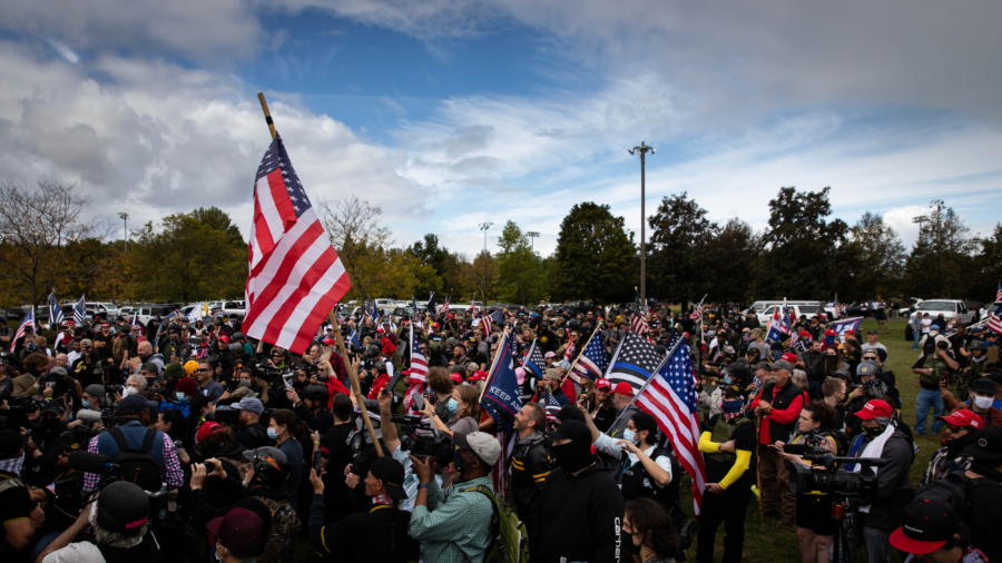 Portland Proud Boys Rally, Counter-Demonstration Largely Peaceful: Police
