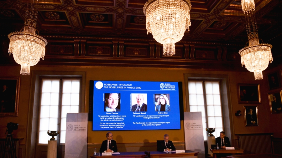 3 Scientists Win Nobel Physics Prize for Black Hole Finds
