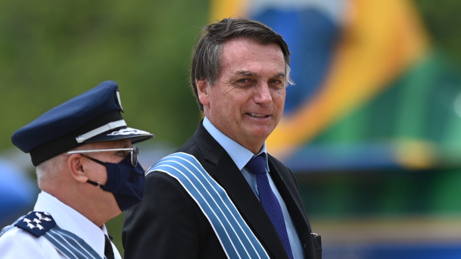 Brazil’s Bolsonaro Shuffles Cabinet