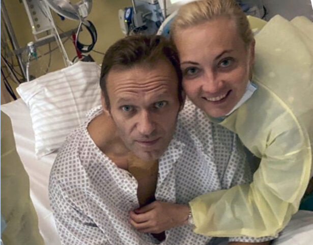 Alexei Navalny with his wife Yulia