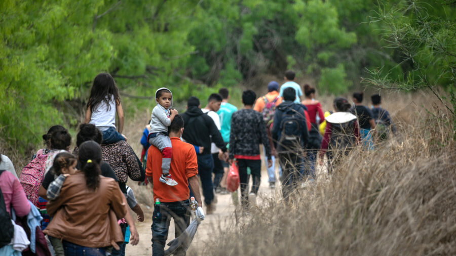 Majority of Families Crossing Border Are Released Into United States