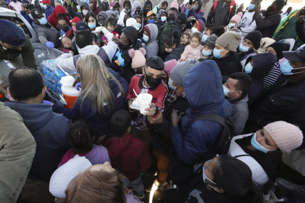 migrants waiting in mexico