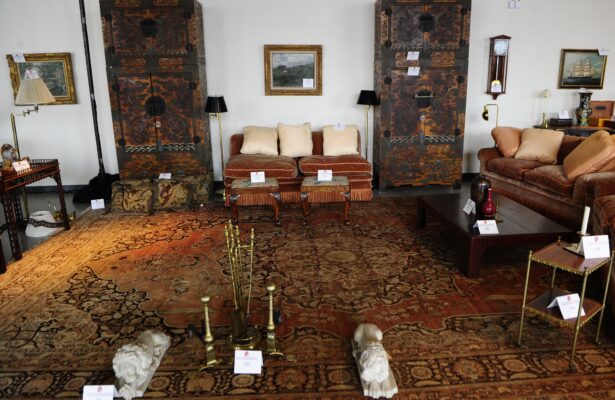 Personal items which belonged to disgraced financier Bernie Madoff, are displayed during a press preview of items from Madoff to be auctioned, at the Brooklyn Navy Yard, N.Y., on Nov. 10, 2010. (Emmanuel Dunand/AFP via Getty Images)