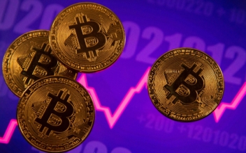 Bitcoin Drops as China Cracks Down on Crypto