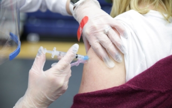 Over 10,000 Infections Recorded in Americans Who Received a COVID-19 Vaccine: CDC