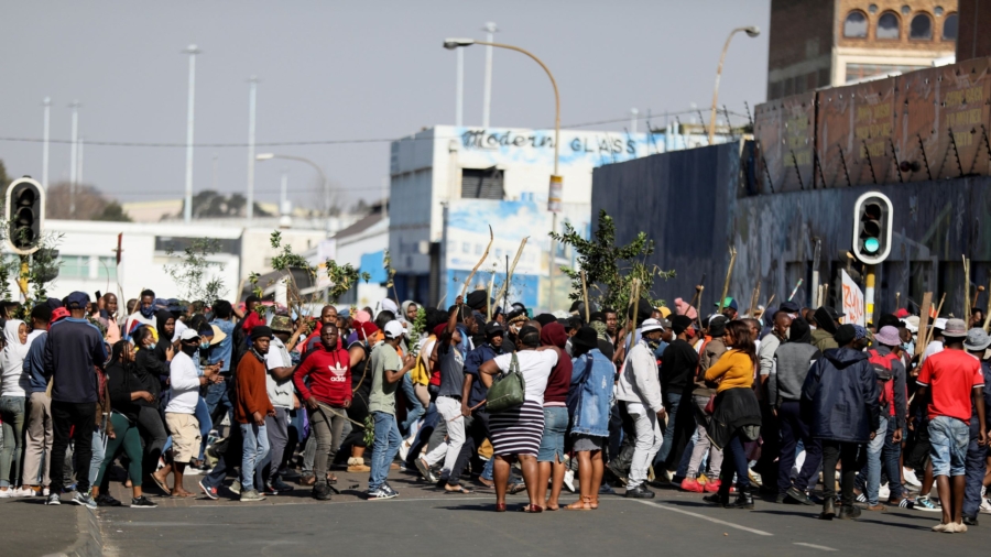 Army Deployed to Contain South Africa Unrest