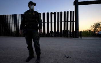 US to Outfit Border Agents With Body Cameras in Major Oversight Move