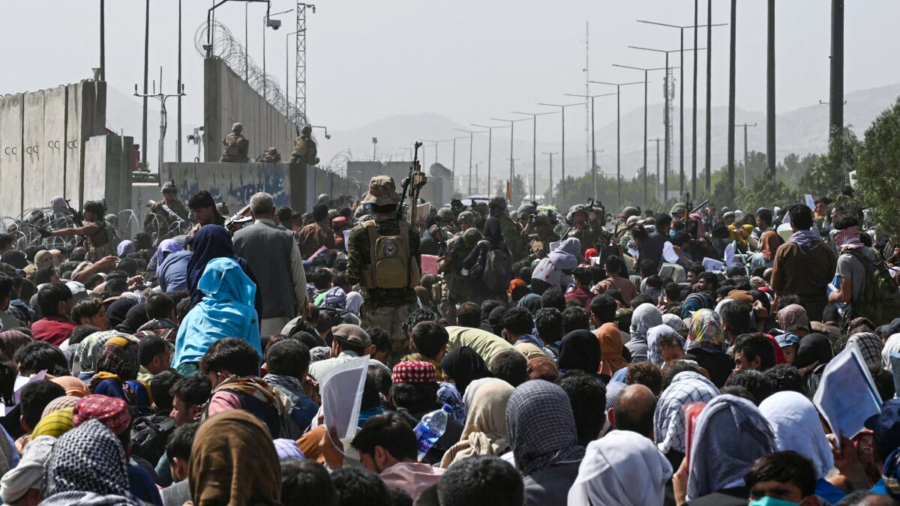 Firefight at Kabul Airport, One Troop Killed