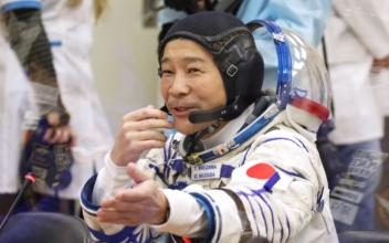 Japanese Tycoon Takes Off for International Space Station