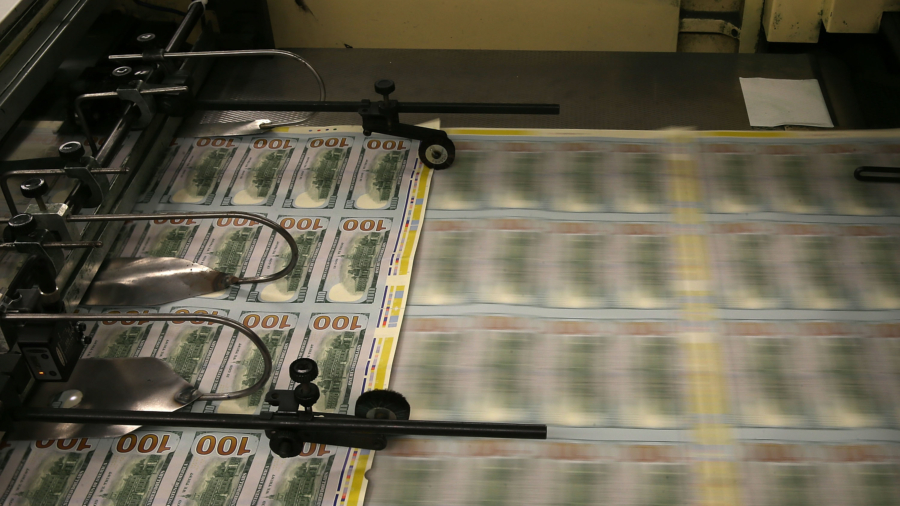 Commercial Banks Set the Money Supply–‘The Fuel for the Economy’: Economist