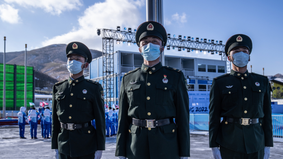 Planeloads of Soldiers Arrive in Shanghai