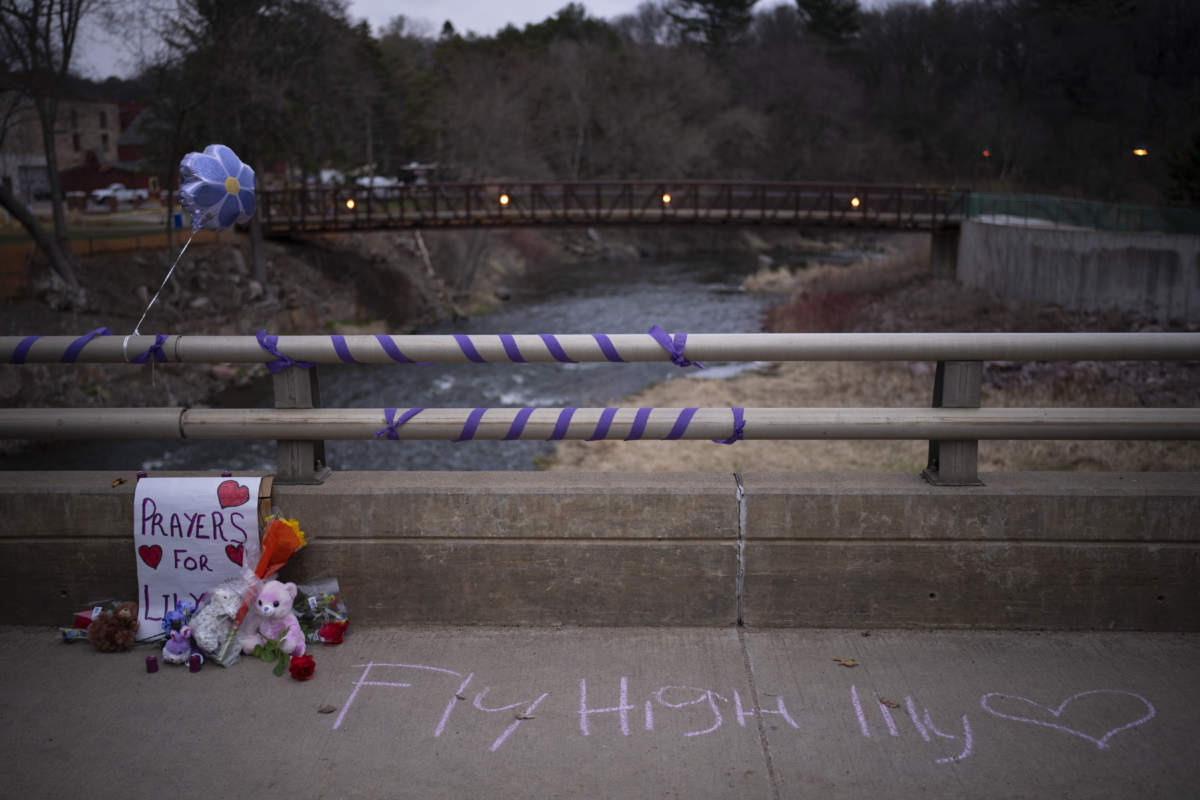 A memorial for 10-year-old Iliana "Lily" Peters is displayed on Jefferson Ave in Chippewa Falls, Wis., on April 25, 2022. (Jeff Wheeler/Star Tribune via AP)