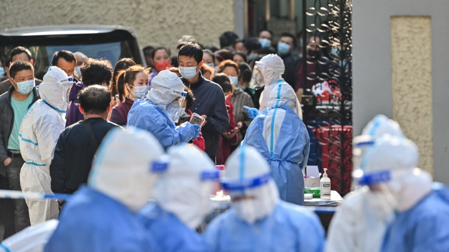Shanghai Locals Protest Extended Lockdowns