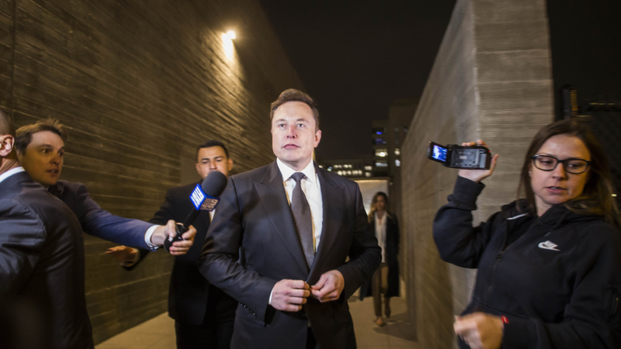 Elon Musk Says He Won’t Sell Tesla Stock for 2 Years, Predicts ‘Serious Recession’ in 2023