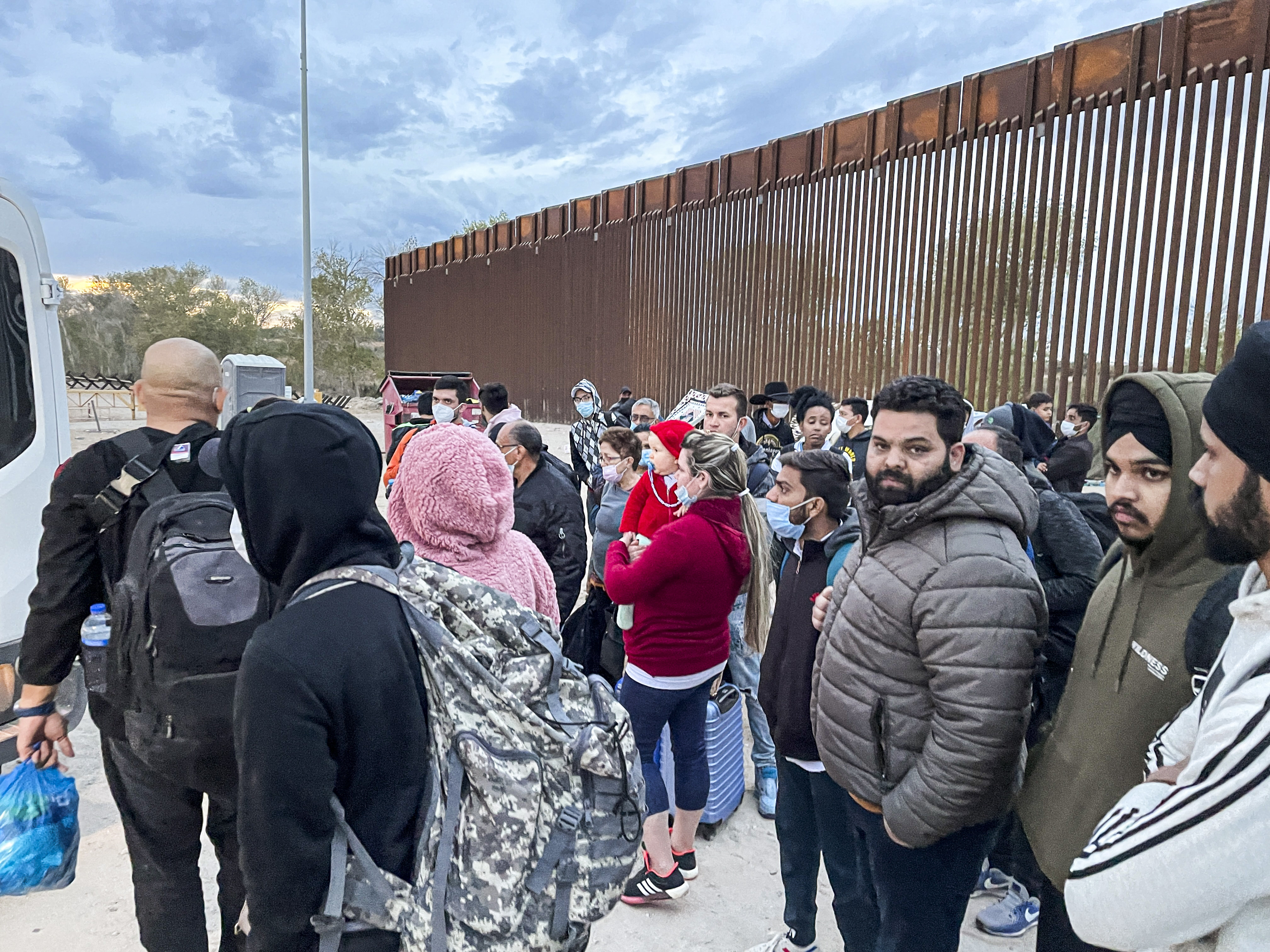 72 Percent of Illegal Border Crossers Hail From Countries Other Than Mexico