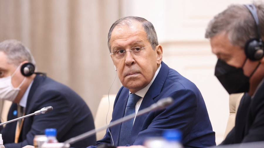 Russia’s Lavrov: Either Ukraine Fulfills Moscow’s Proposals or Our Army Will Decide