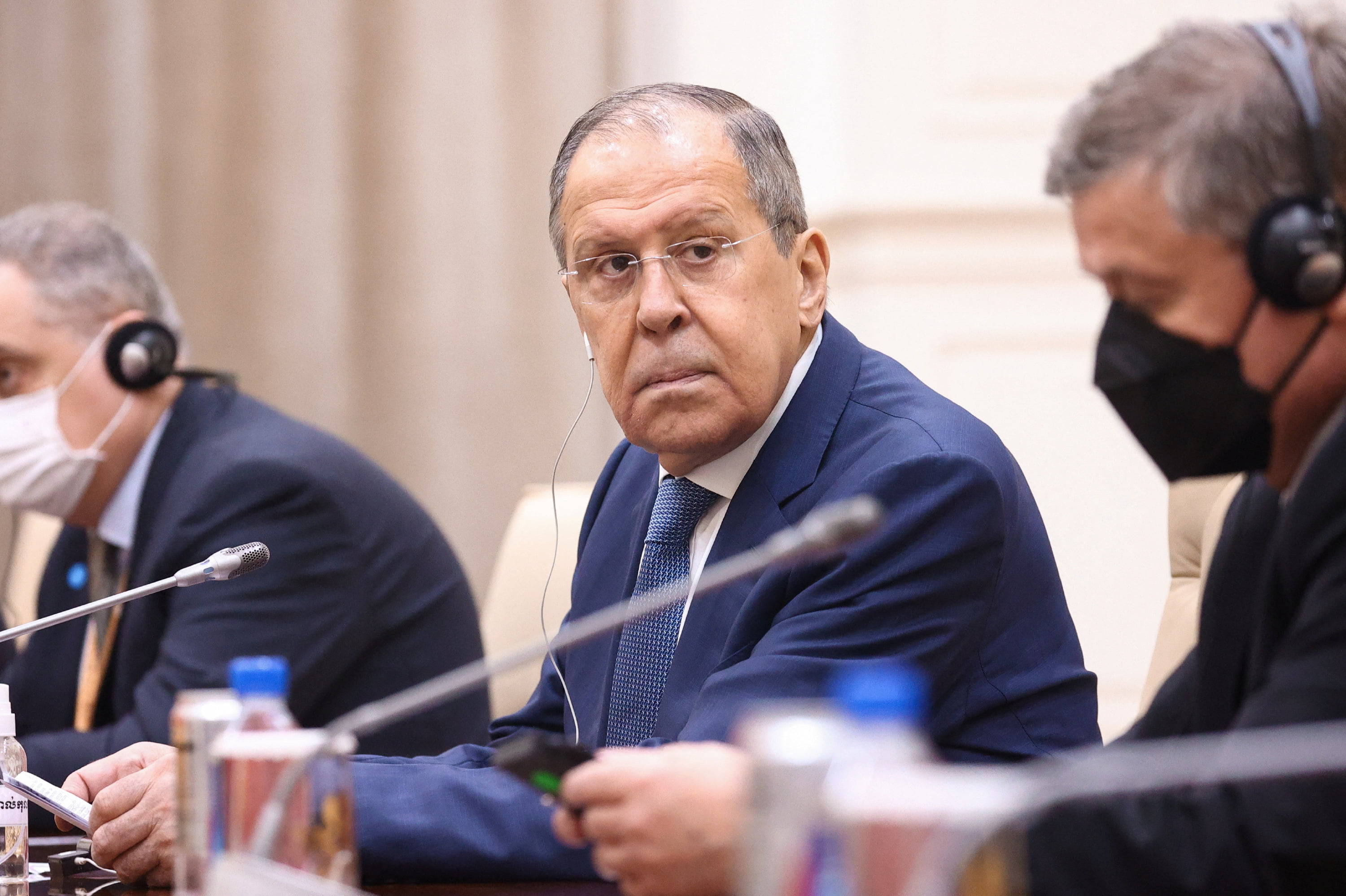 Russia’s Lavrov: Either Ukraine Fulfills Moscow’s Proposals or Our Army Will Decide