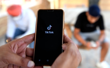 TikTok Sets 60-minute Screen Time Limit for Minors