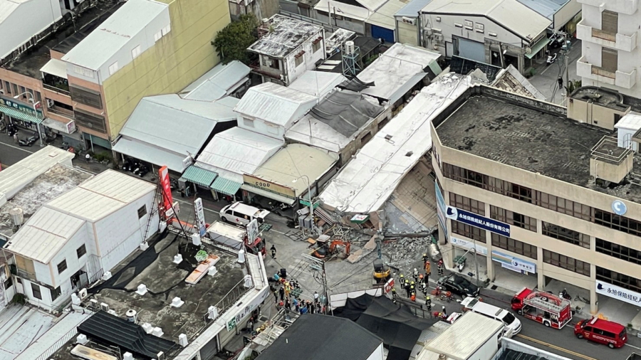 Another Strong Earthquake Hits Southeast Taiwan, Collapses Building and Derails Train