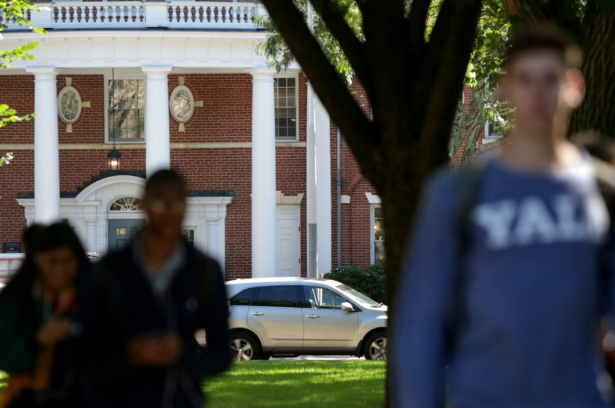 Students walk through the campus of Yale University in New Haven, Conn., on Sept. 27, 2018. (Yana Paskova/Getty Images)